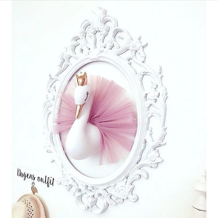 Crown swan animal head wall hanging